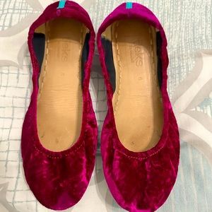 Tyrian Purple Tieks size 6